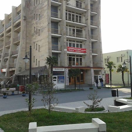 Hereti Hotel Лагодехи Екстериор снимка